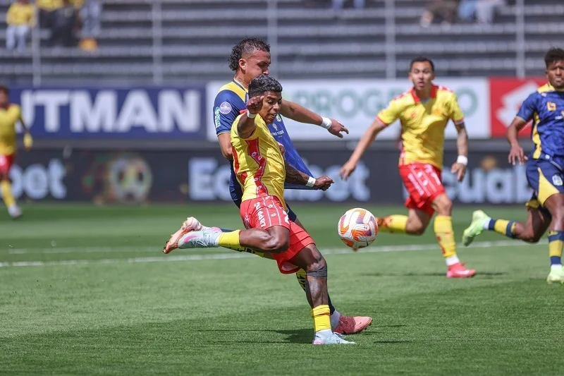 img of Aucas vence al Delfín de Manta y se mete en el Hexagonal
